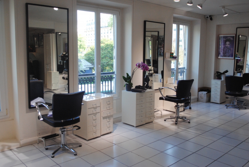 salon-coiffure-CAGNES SUR MER-min_floor-home-office-property-living-room-room-781228-pxhere.com